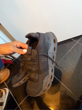 On Running women Cloudflow Black Athletic Sneakers